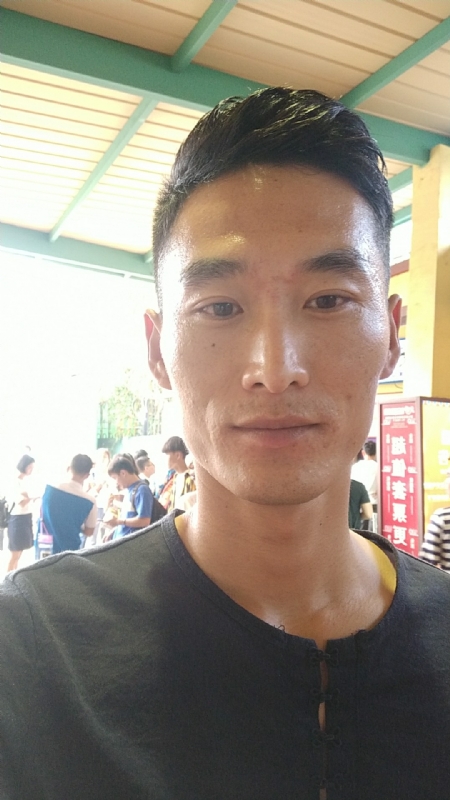 难得糊涂的第一张照片--六安相亲服务中心