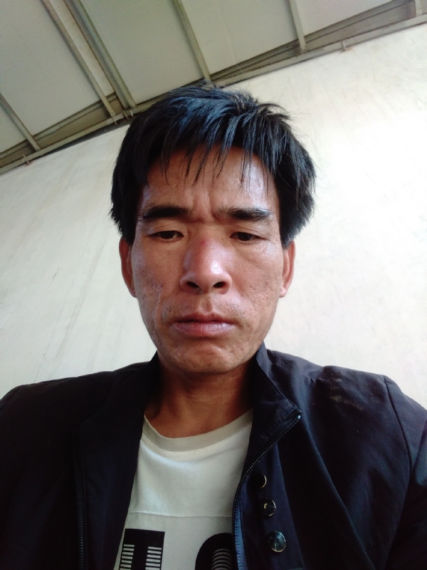 项斌的第一张照片--六安相亲服务中心