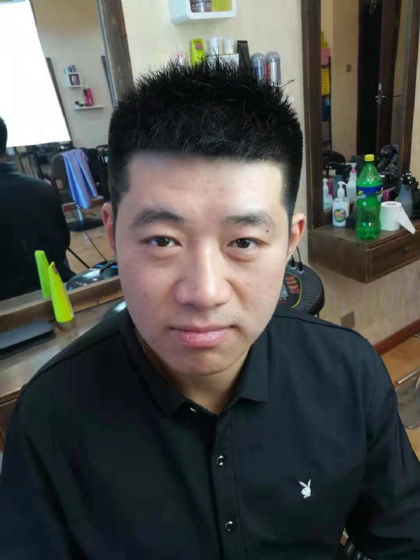 丹东风雨的第一张照片--六安相亲服务中心