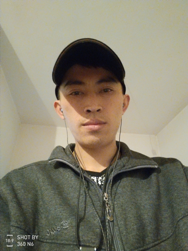 爱你一万年的第一张照片--六安相亲服务中心