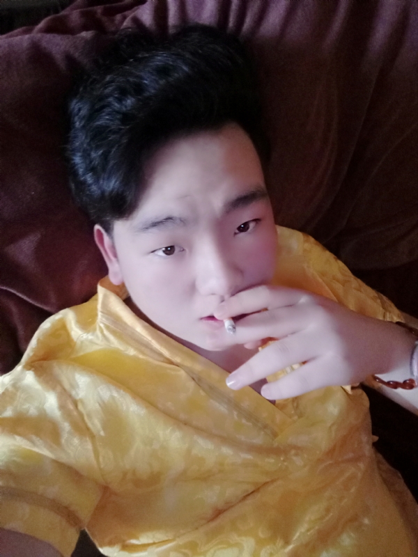 有心无力的第一张照片--六安相亲服务中心