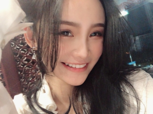 紫薇的第一张照片--六安相亲服务中心