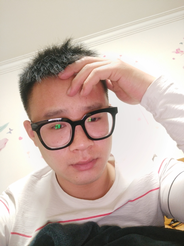 华灯初上的夜晚的第一张照片--六安相亲服务中心