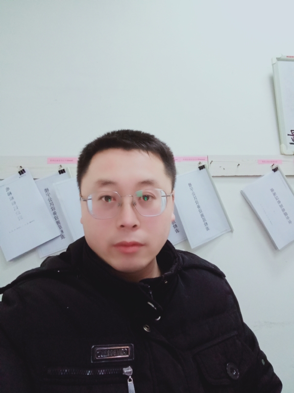 一头猪的第一张照片--六安相亲服务中心