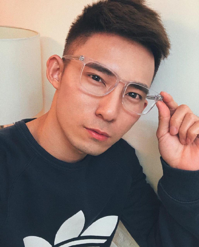 小伟的第一张照片--六安相亲服务中心