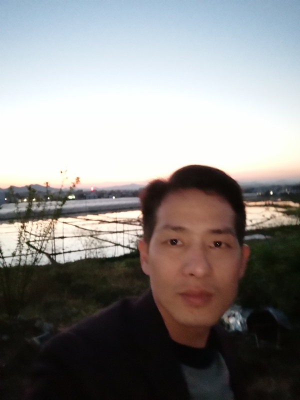 不忘初心的第一张照片--六安相亲服务中心