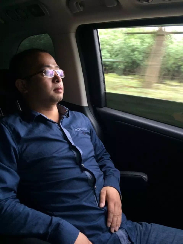 世界那么大的第三张照片--六安相亲服务中心