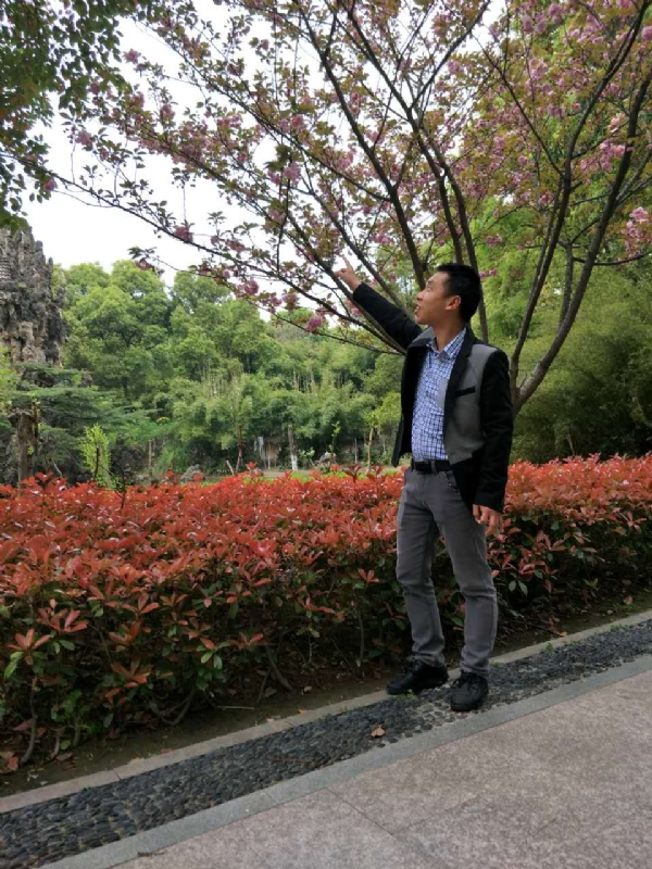 坦诚的第一张照片--六安相亲服务中心