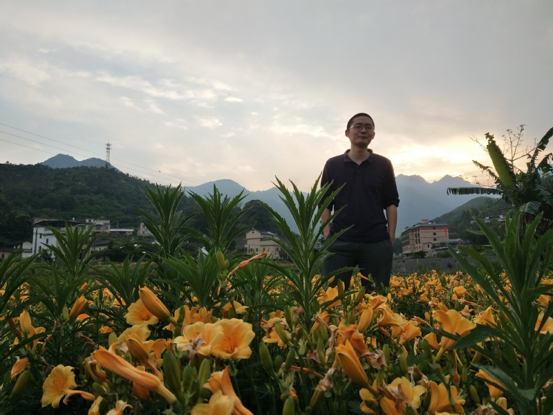 黄晓东的第一张照片--六安相亲服务中心