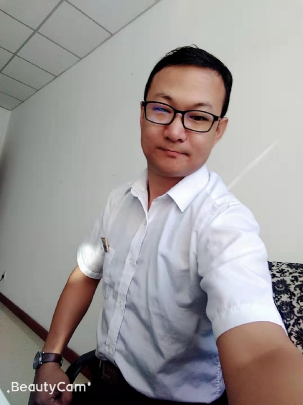 小飞的第一张照片--六安相亲服务中心