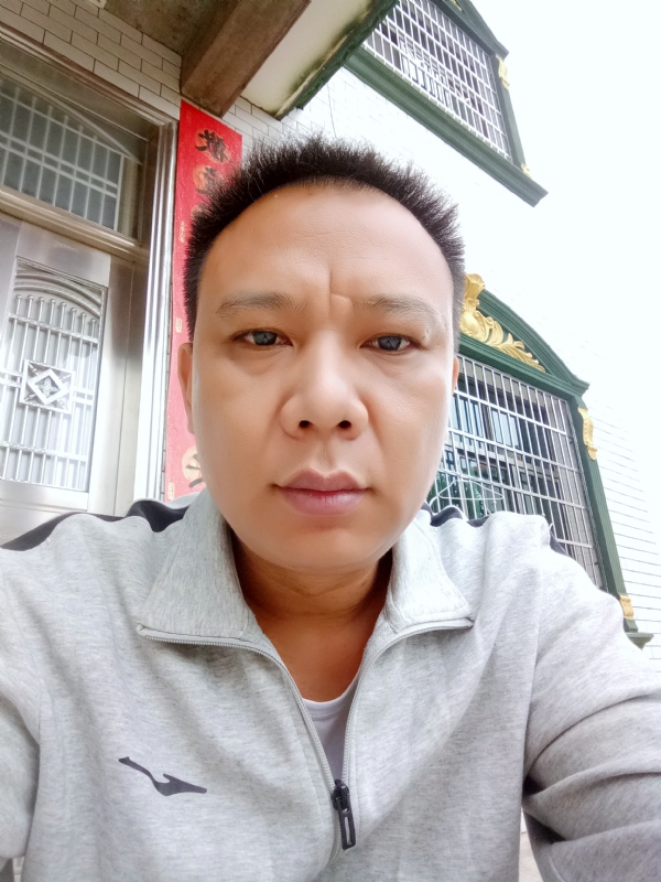随缘的第一张照片--六安相亲服务中心