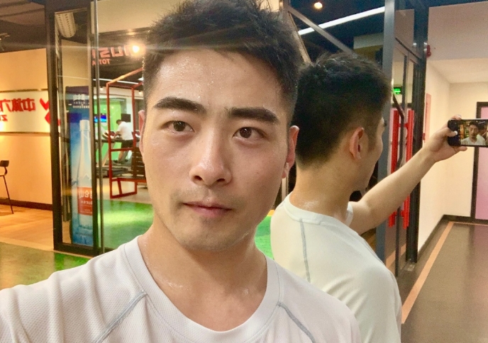 迁就的第一张照片--六安相亲服务中心