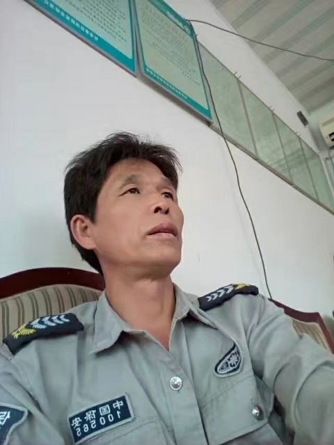 卧窗听雨的第一张照片--六安相亲服务中心