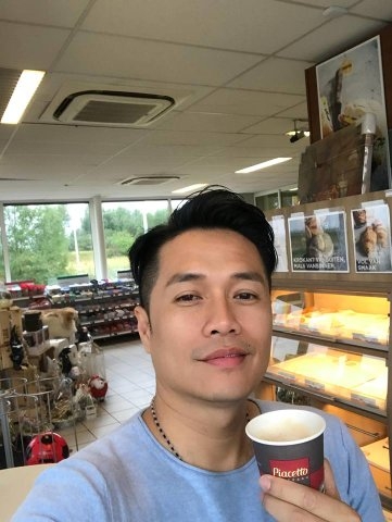 短歌的第一张照片--六安相亲服务中心