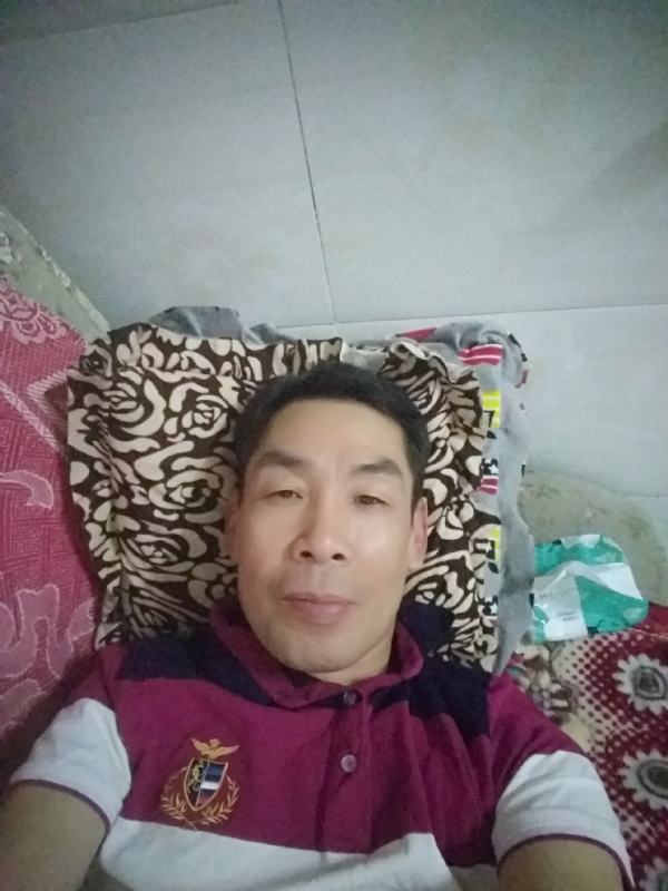随缘的第一张照片--六安相亲服务中心
