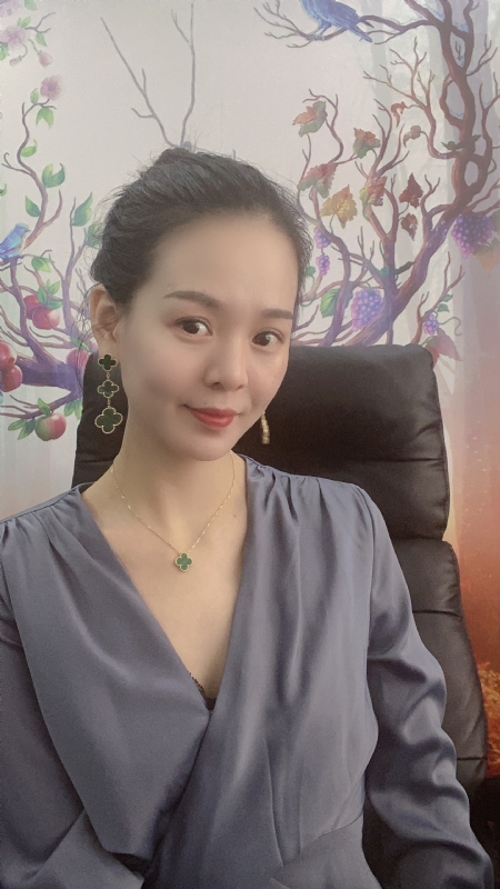 潇潇的第一张照片--六安相亲服务中心