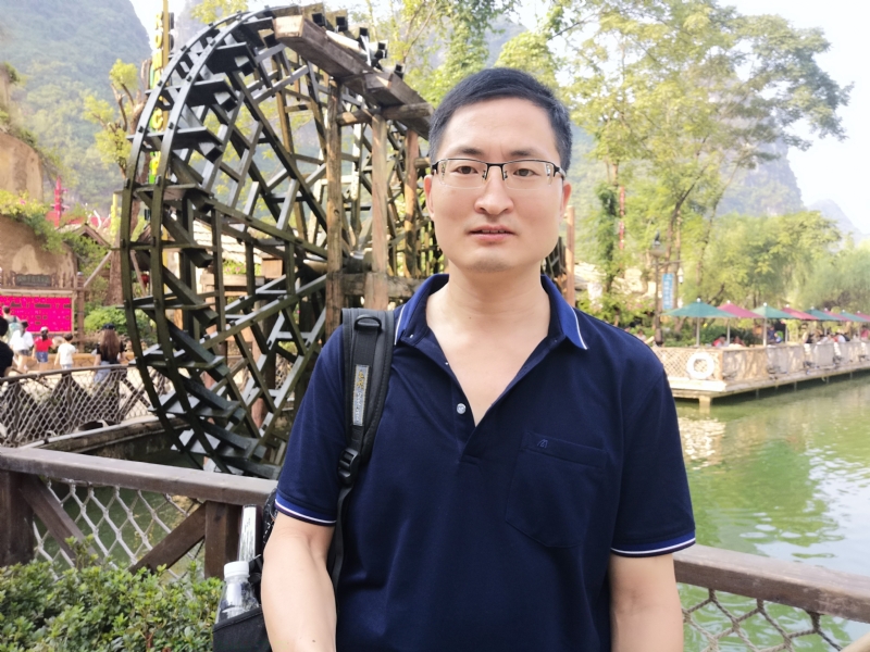 一笑而过的第一张照片--六安相亲服务中心