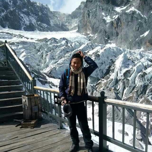 眯眯的第一张照片--六安相亲服务中心