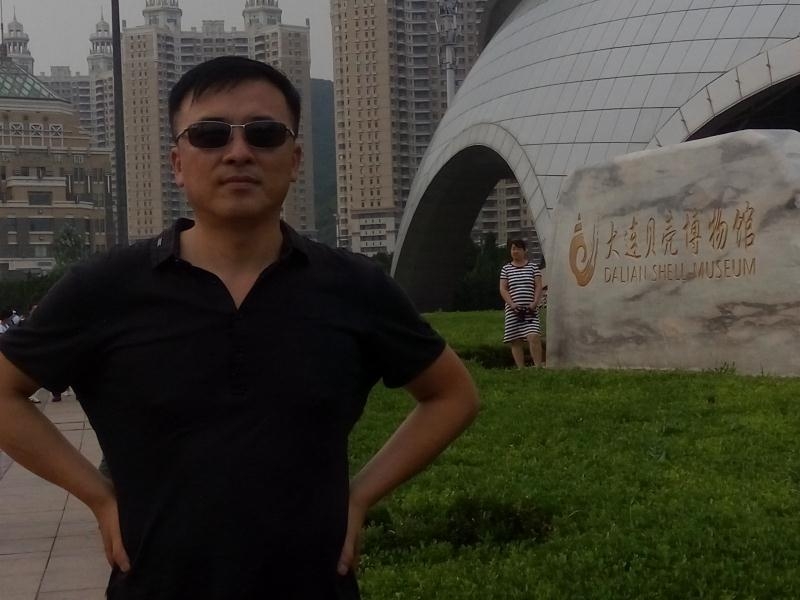 豁达的第一张照片--六安相亲服务中心