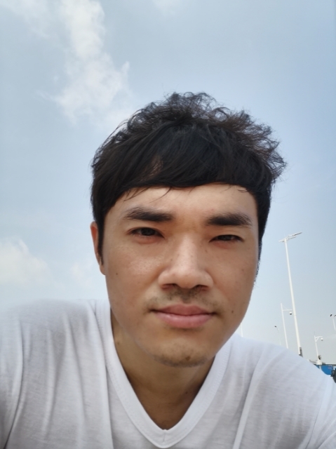 老实人的第一张照片--六安相亲服务中心