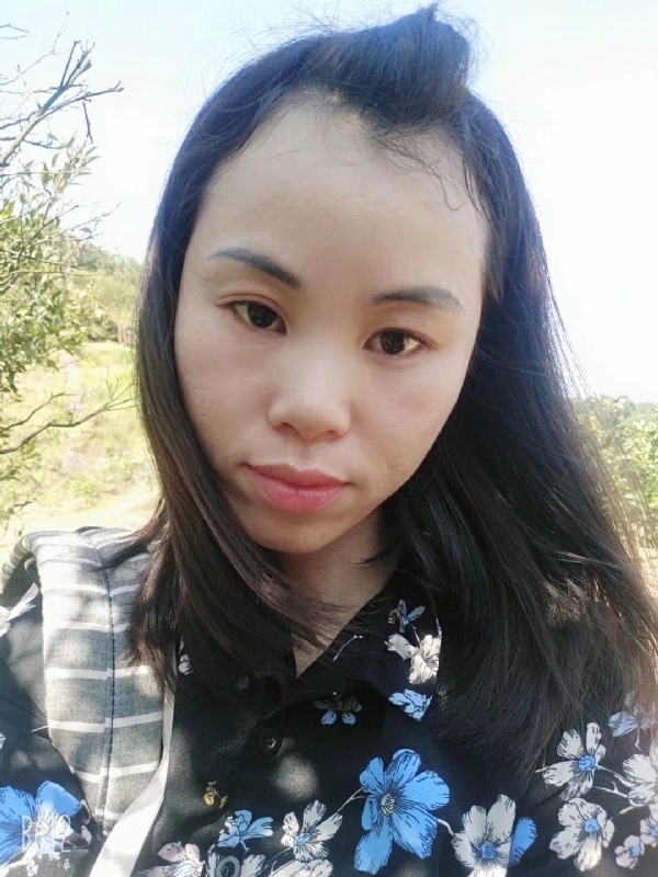 英英的第一张照片--六安相亲服务中心