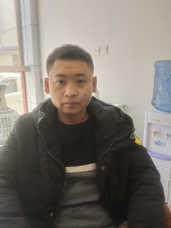 瞿波的第一张照片--六安相亲服务中心