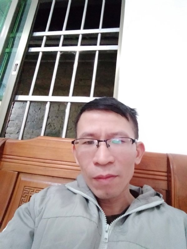 奋斗的第一张照片--六安相亲服务中心