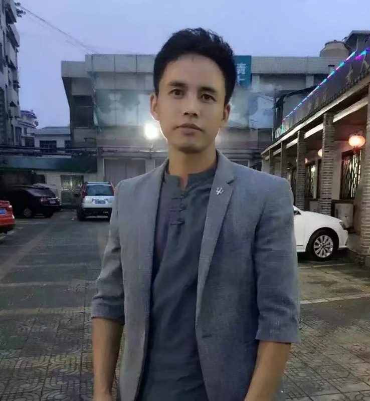 华谢的第一张照片--六安相亲服务中心