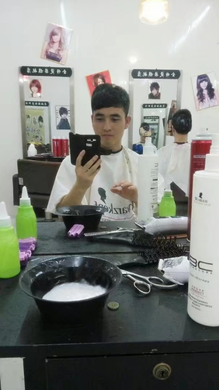 牛郎的第二张照片--六安相亲服务中心