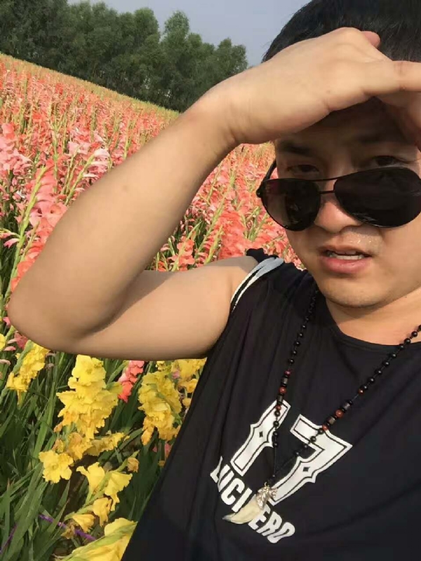 QH-蓝细胞的第一张照片--六安相亲服务中心