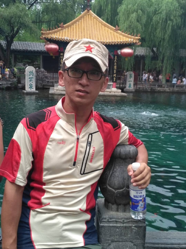 晓峰的第二张照片--六安相亲服务中心