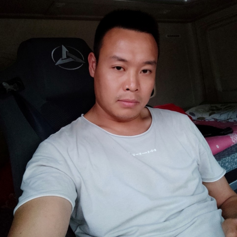 默默的第二张照片--六安相亲服务中心