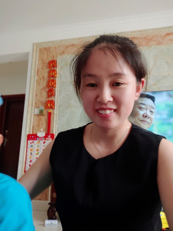 睿智的第一张照片--六安相亲服务中心