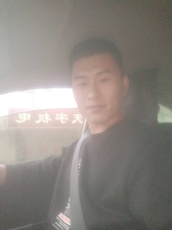 老鼠爱上猫的第一张照片--六安相亲服务中心