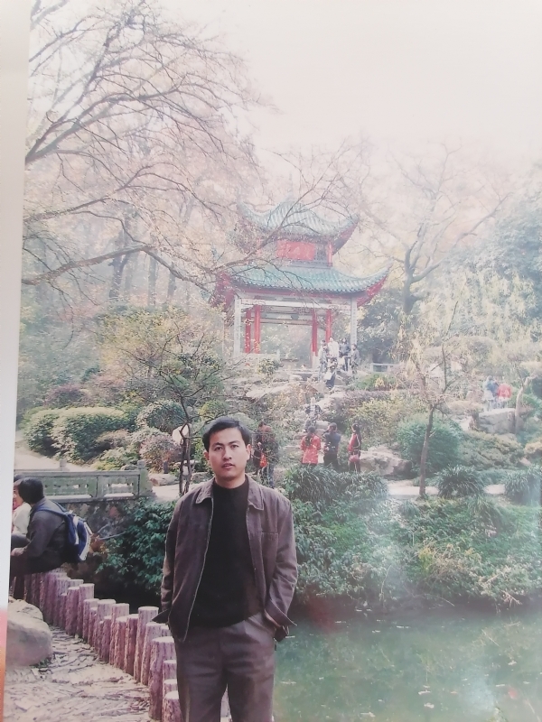 沧海一粟的第一张照片--六安相亲服务中心