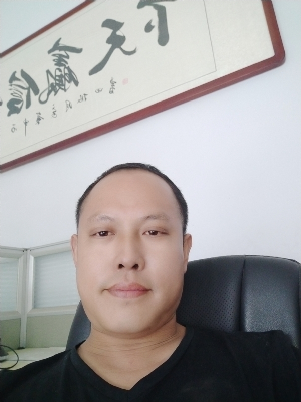山丘的第三张照片--六安相亲服务中心