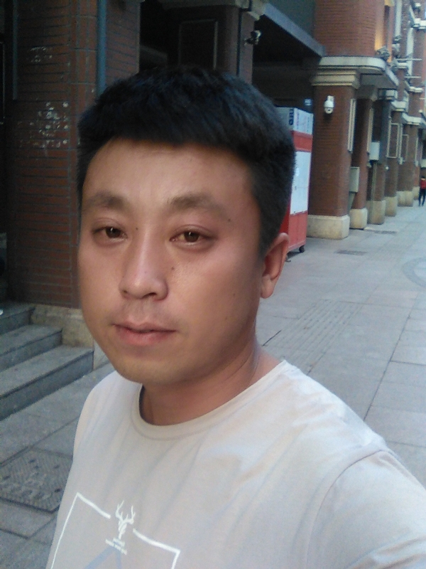 冰冷的心的第一张照片--六安相亲服务中心
