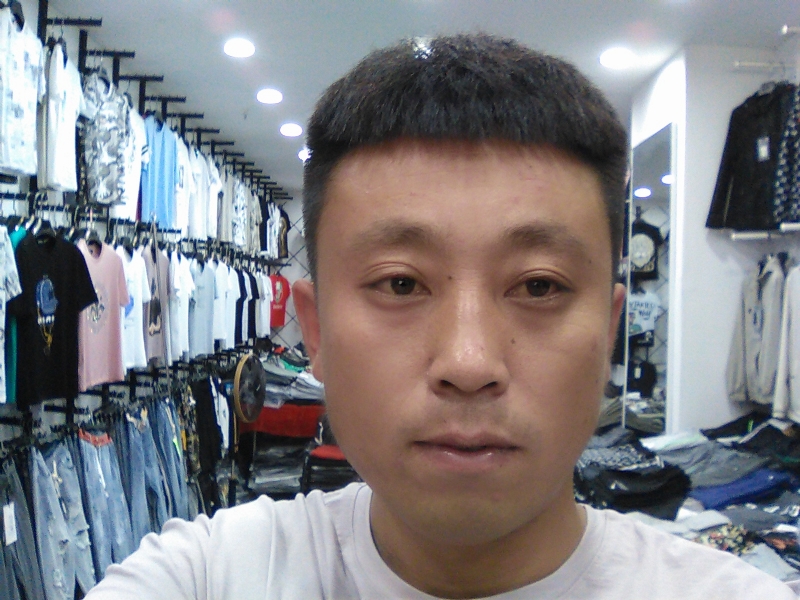 冰冷的心的第二张照片--六安相亲服务中心