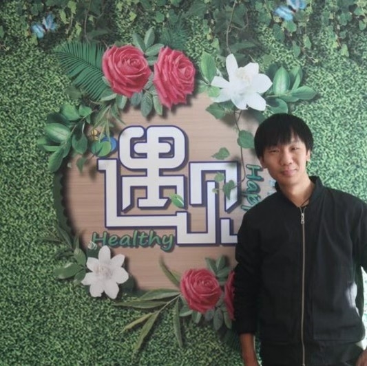 影视人~混爷张的第一张照片--六安相亲服务中心