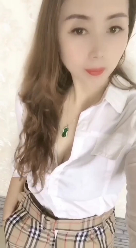 雨蝶的第一张照片--六安相亲服务中心