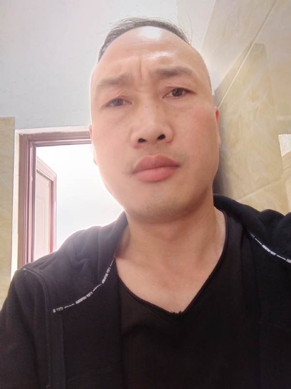 猴哥的第二张照片--六安相亲服务中心