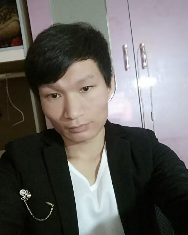 季绍伟的第二张照片--六安相亲服务中心