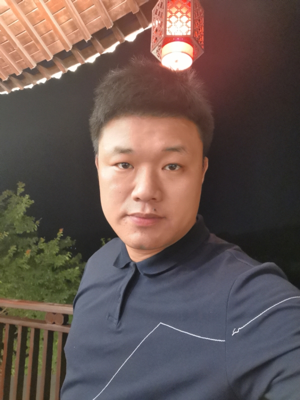耿直boy的第一张照片--六安相亲服务中心