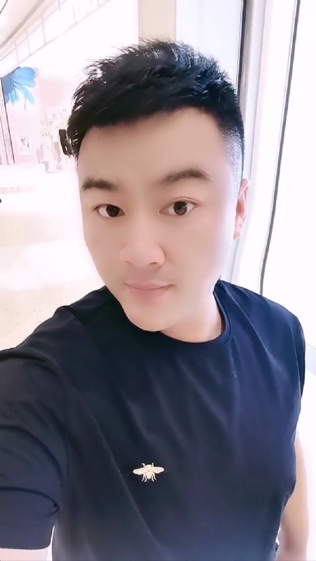 微风徐徐的第二张照片--六安相亲服务中心
