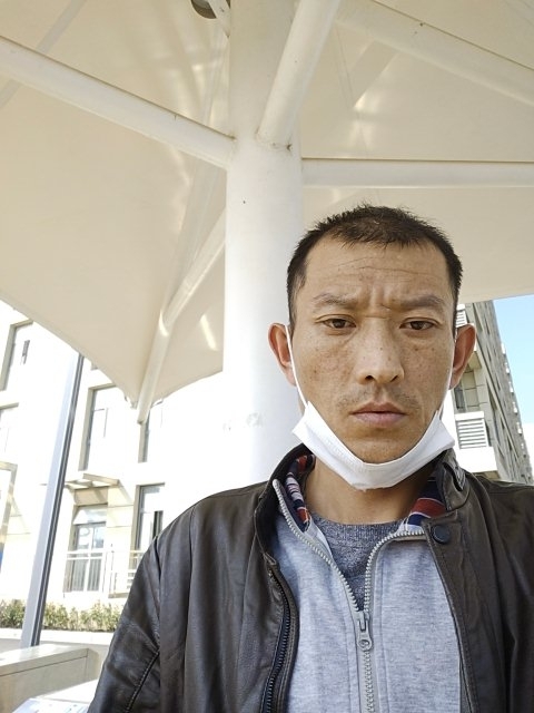 孤狼的第一张照片--六安相亲服务中心