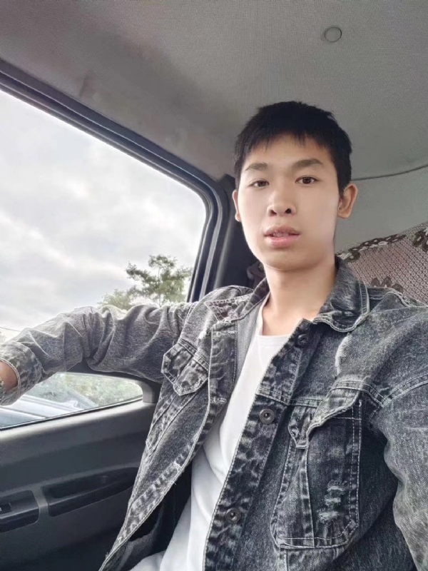 康康的第一张照片--六安相亲服务中心