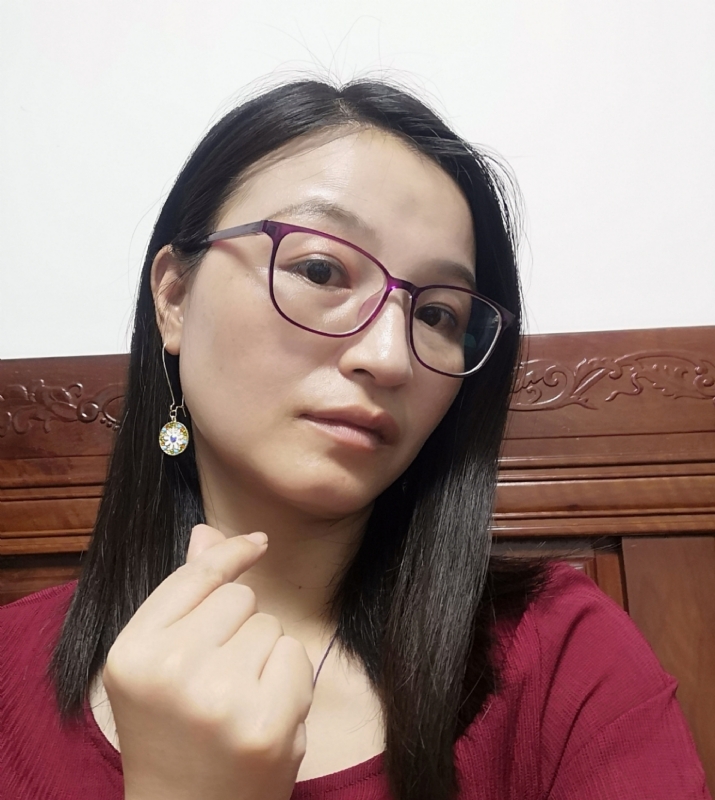 妹叮的第一张照片--六安相亲服务中心