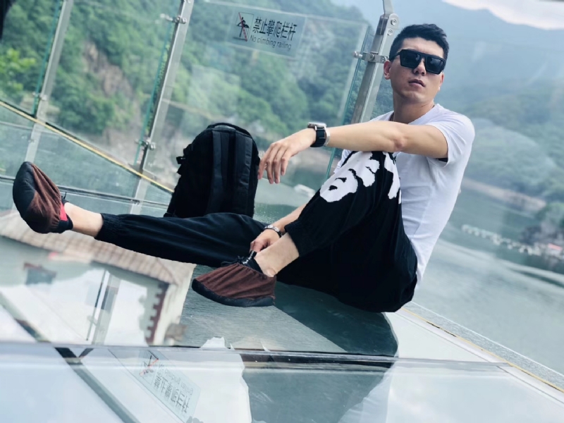 庄周梦蝶的第一张照片--六安相亲服务中心