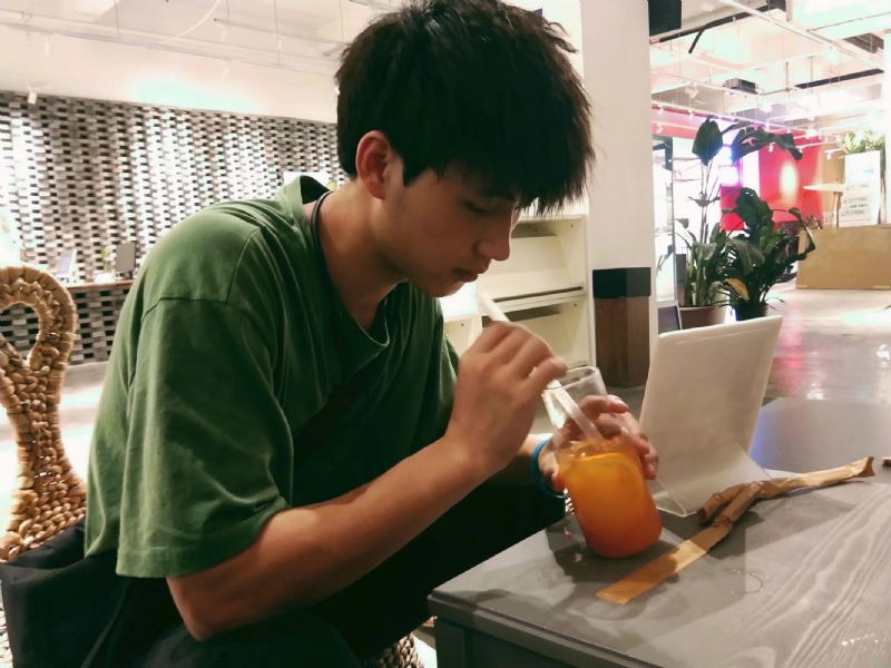 一花一世界的第一张照片--六安相亲服务中心