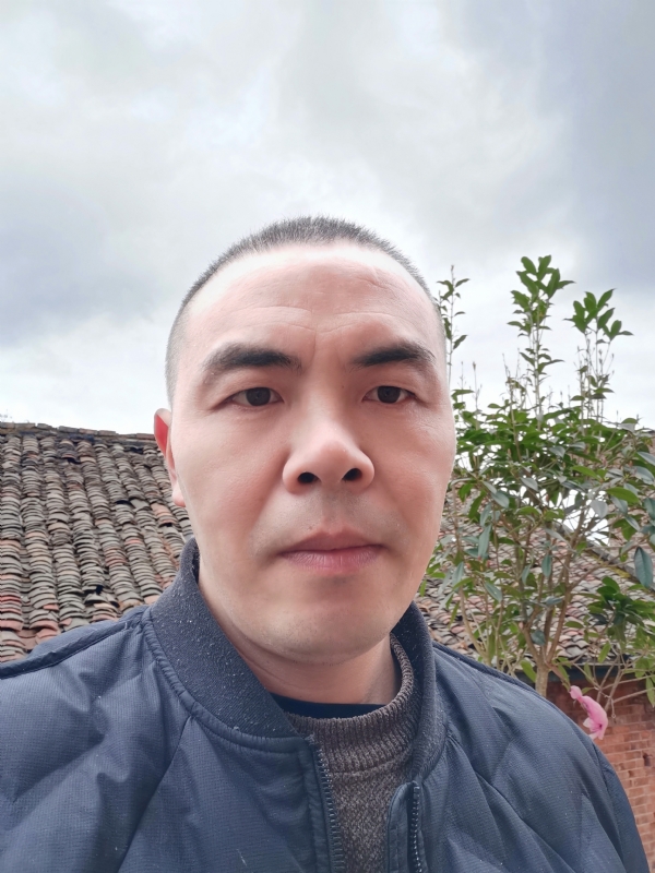 无悔的第一张照片--六安相亲服务中心